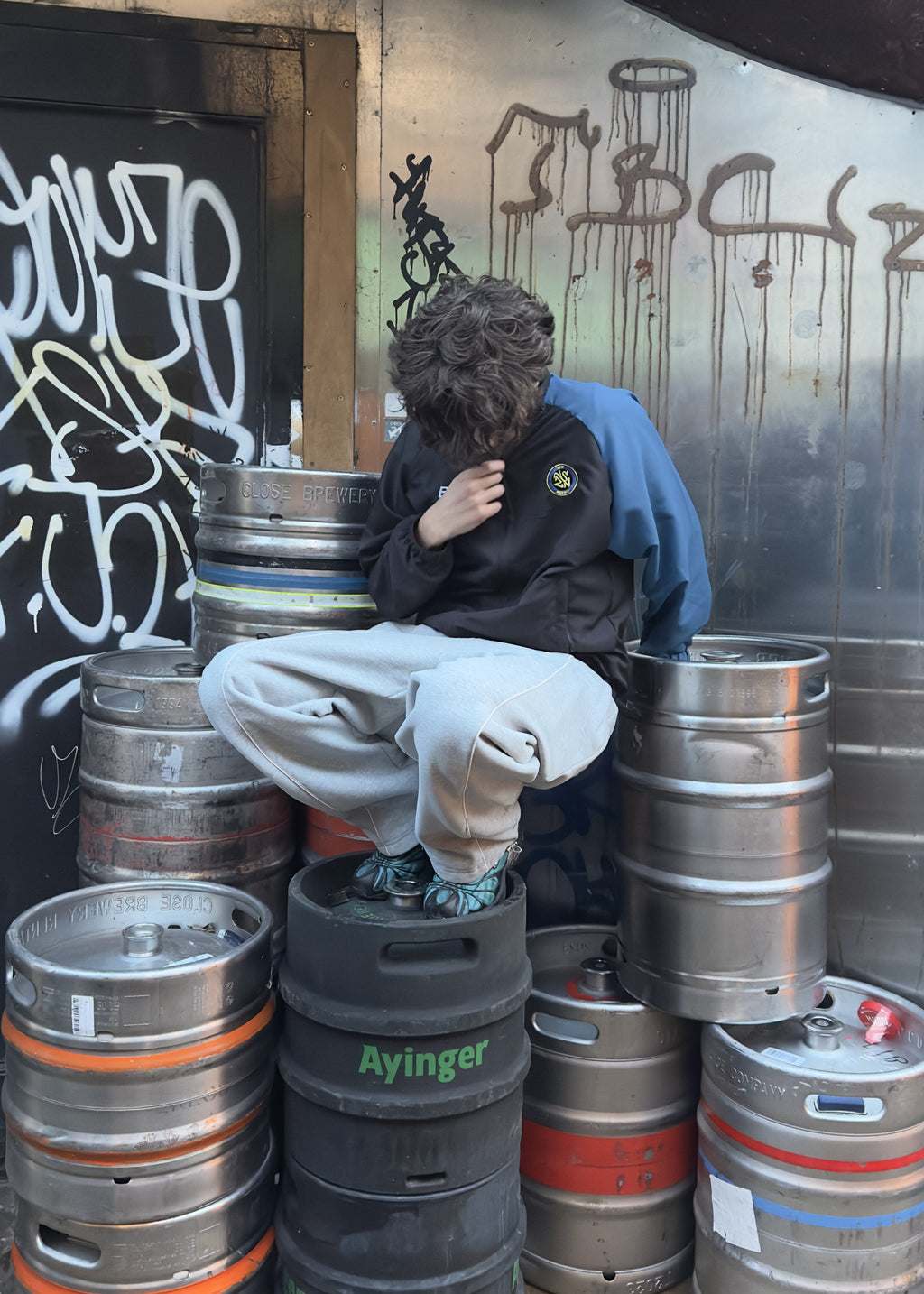 V1 Unknown Joggers (Grey)